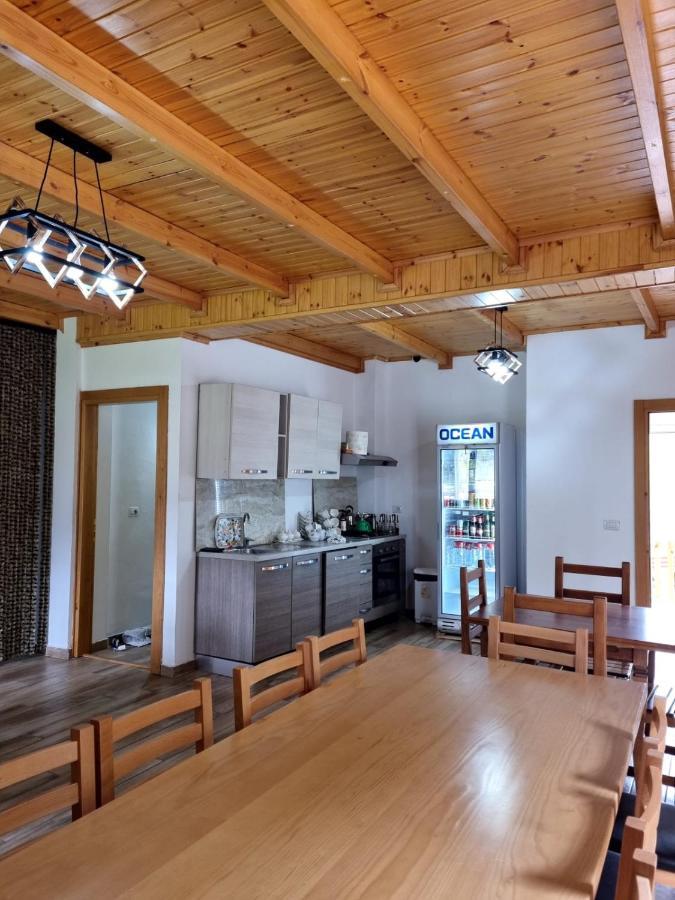 Bed and Breakfast Bujtina Tinari Theth Exterior foto